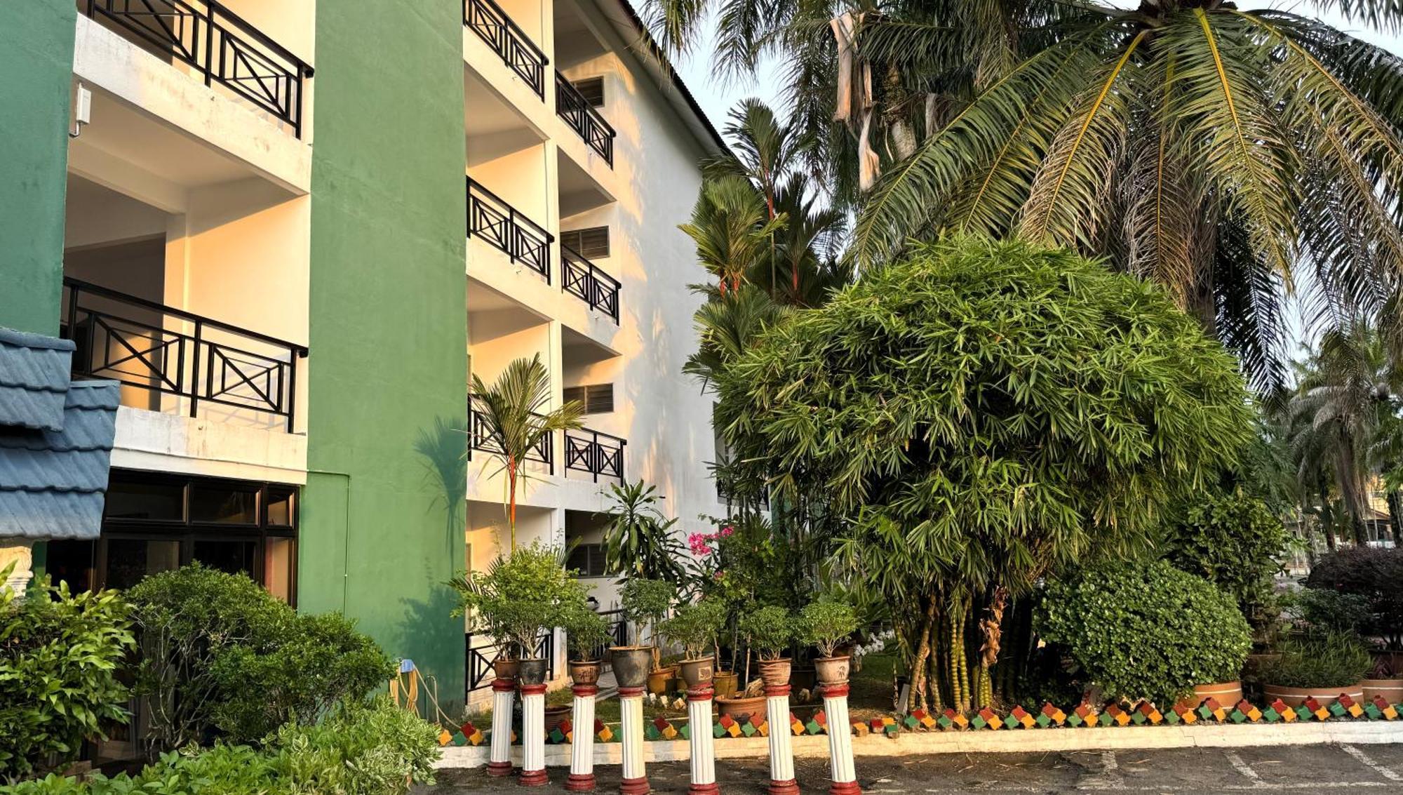 Hotel Green Park Temerloh Eksteriør billede